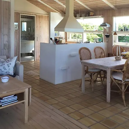 Gerulf - 600m From The Sea By Interhome